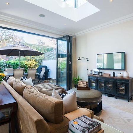 Breathtaking Putney Home With Gorgeous Garden Richmond  Exterior foto